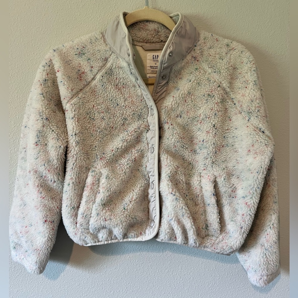 GAP teen size 10 cropped Sherpa jacket